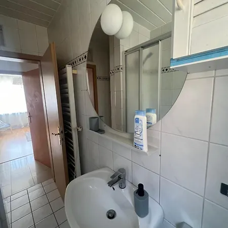 Anbindung Naehe Hannover 2min Bhf Check In Bis 0 Uhr - Self Check In! *