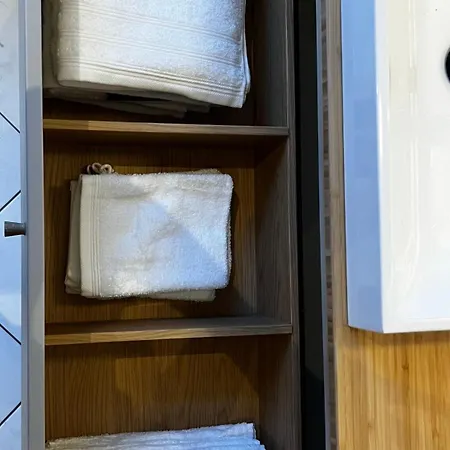 アパート Anbindung Naehe Hannover 2min Bhf Check In Bis 0 Uhr - Self Check In!