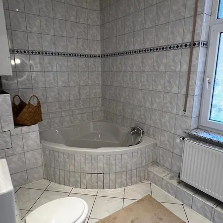 アパート Anbindung Naehe Hannover 2min Bhf Check In Bis 0 Uhr - Self Check In! レーアテ